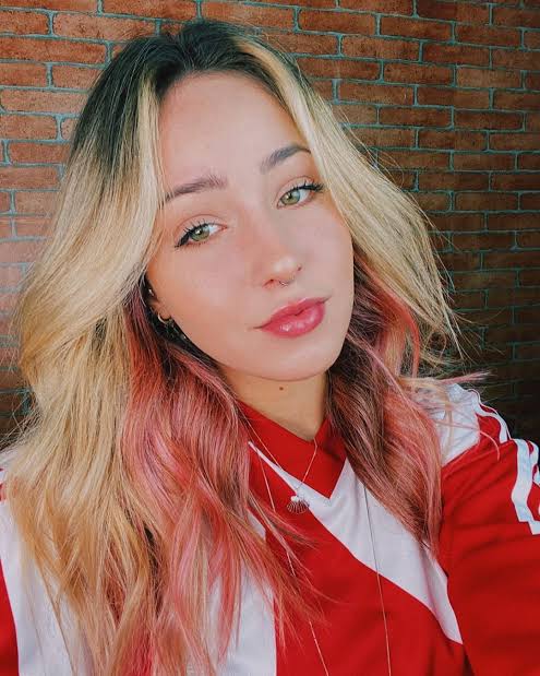 Com protagonista evangélica, Record fecha elenco de Todas as Garotas em Mim.